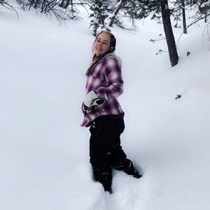 Meet your Posher, Leanna